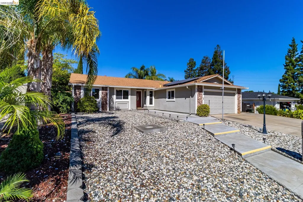 2113 Cordoba Way Antioch CA 94509