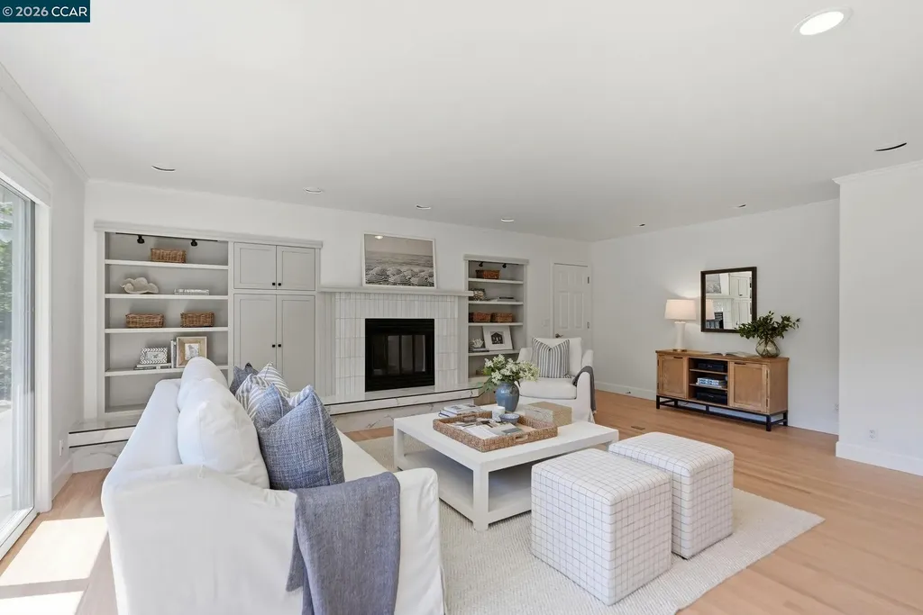 77 Gaywood Place Moraga CA 94556