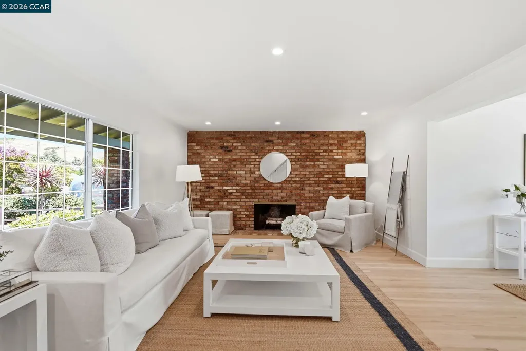 77 Gaywood Place Moraga CA 94556