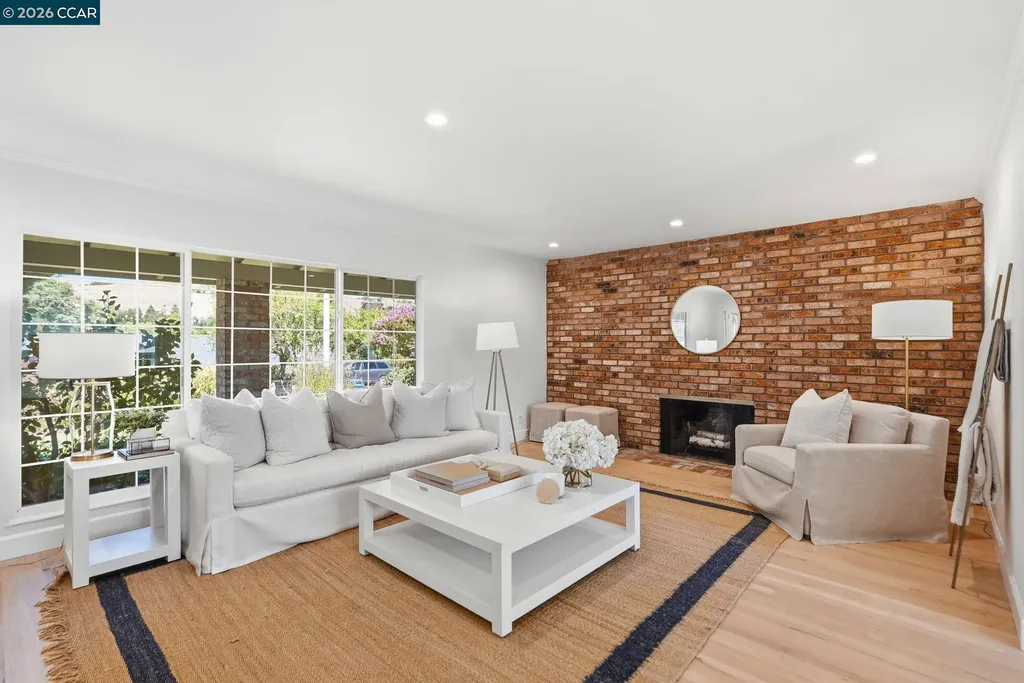 77 Gaywood Place Moraga CA 94556
