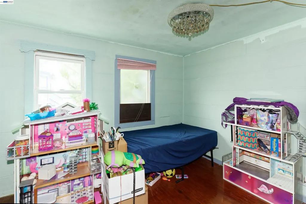 1538 16th Avenue Oakland CA 94606