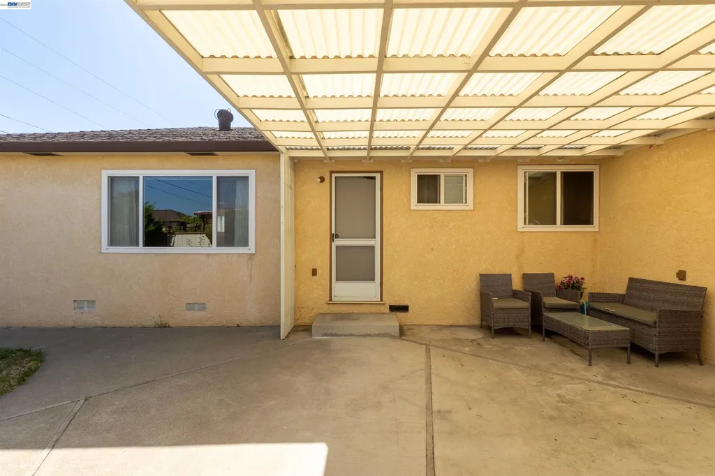 404 Bradrick Drive San Leandro CA 94578