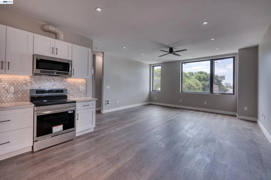 4202 Telegraph Avenue Oakland CA 94609