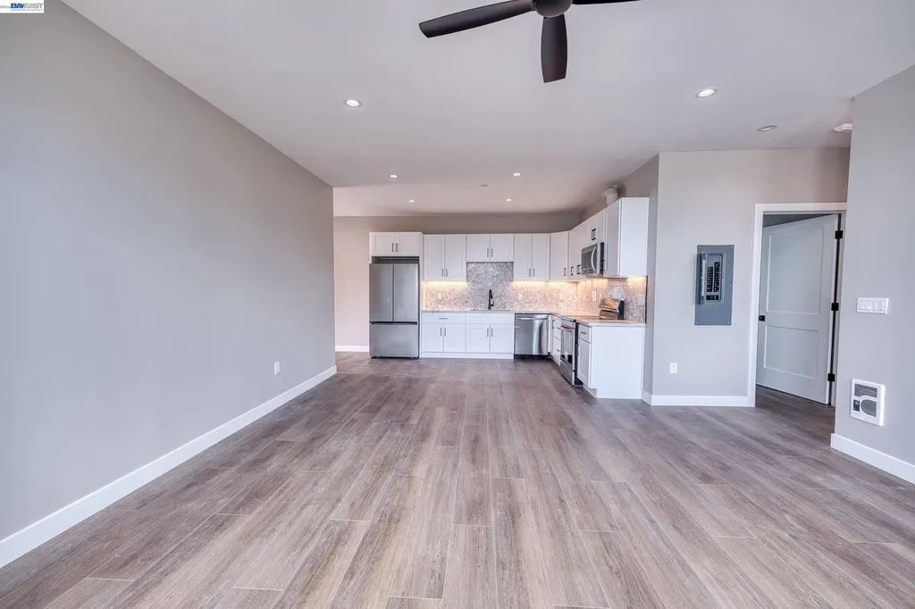 4202 Telegraph Avenue Oakland CA 94609