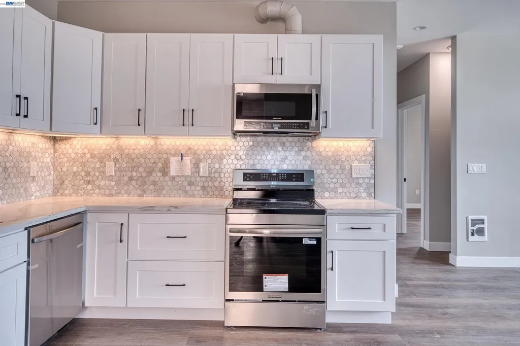 4202 Telegraph Avenue Oakland CA 94609
