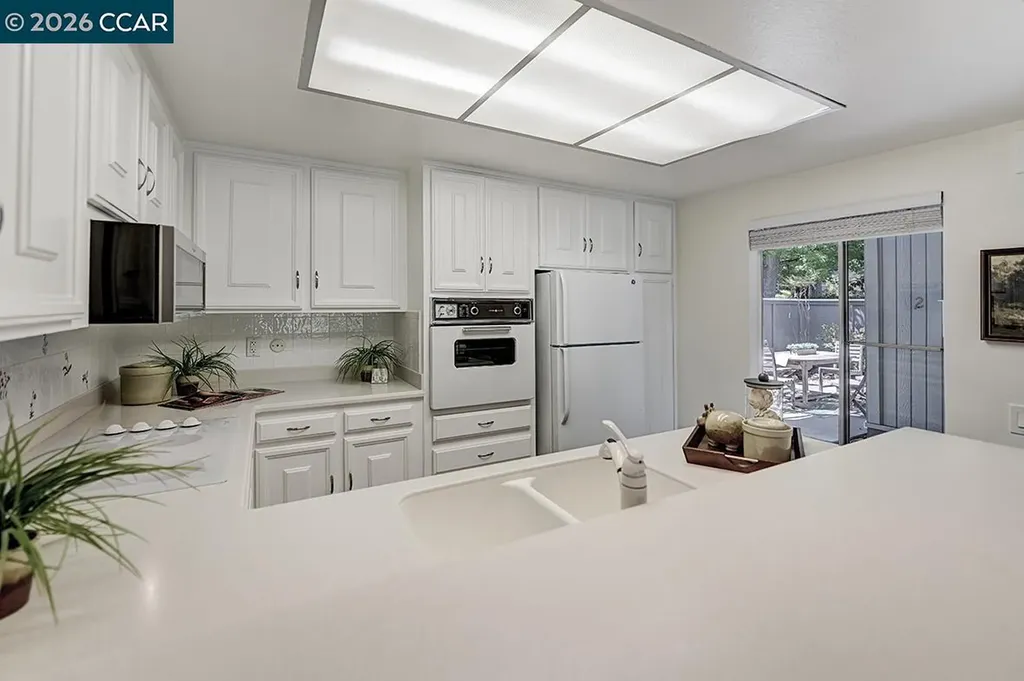 2724 Tice Creek Drive Walnut Creek CA 94595