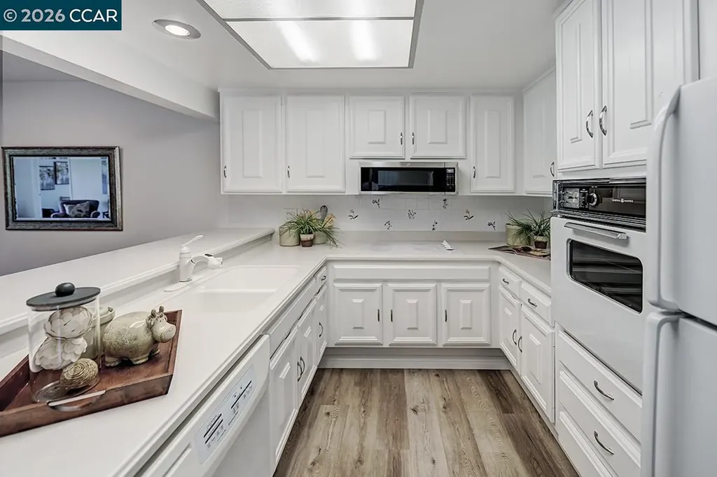 2724 Tice Creek Drive Walnut Creek CA 94595
