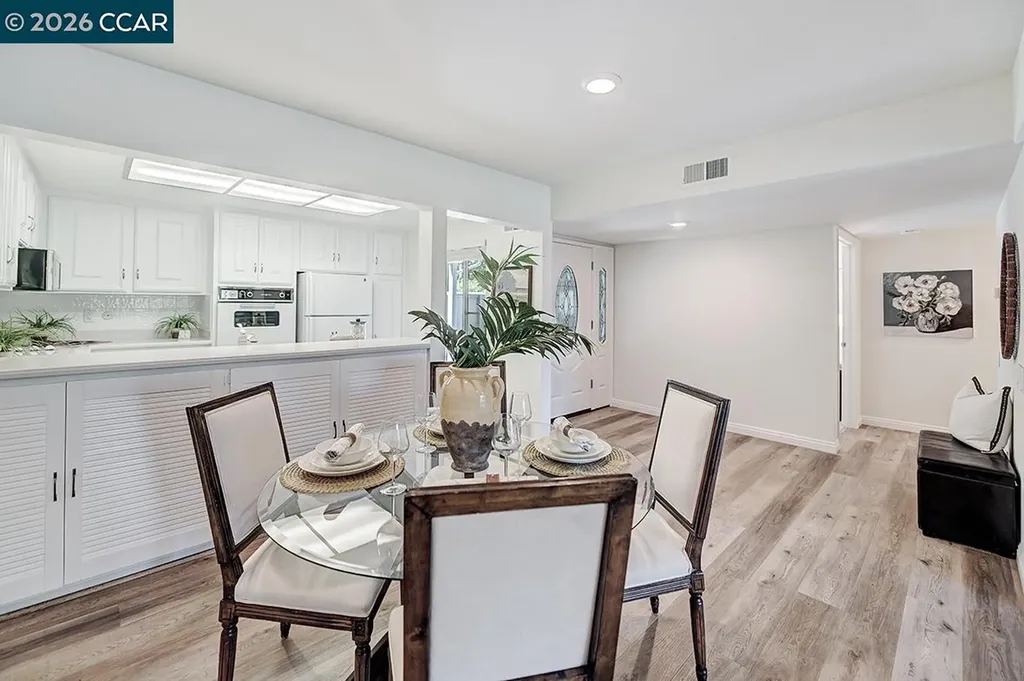2724 Tice Creek Drive Walnut Creek CA 94595
