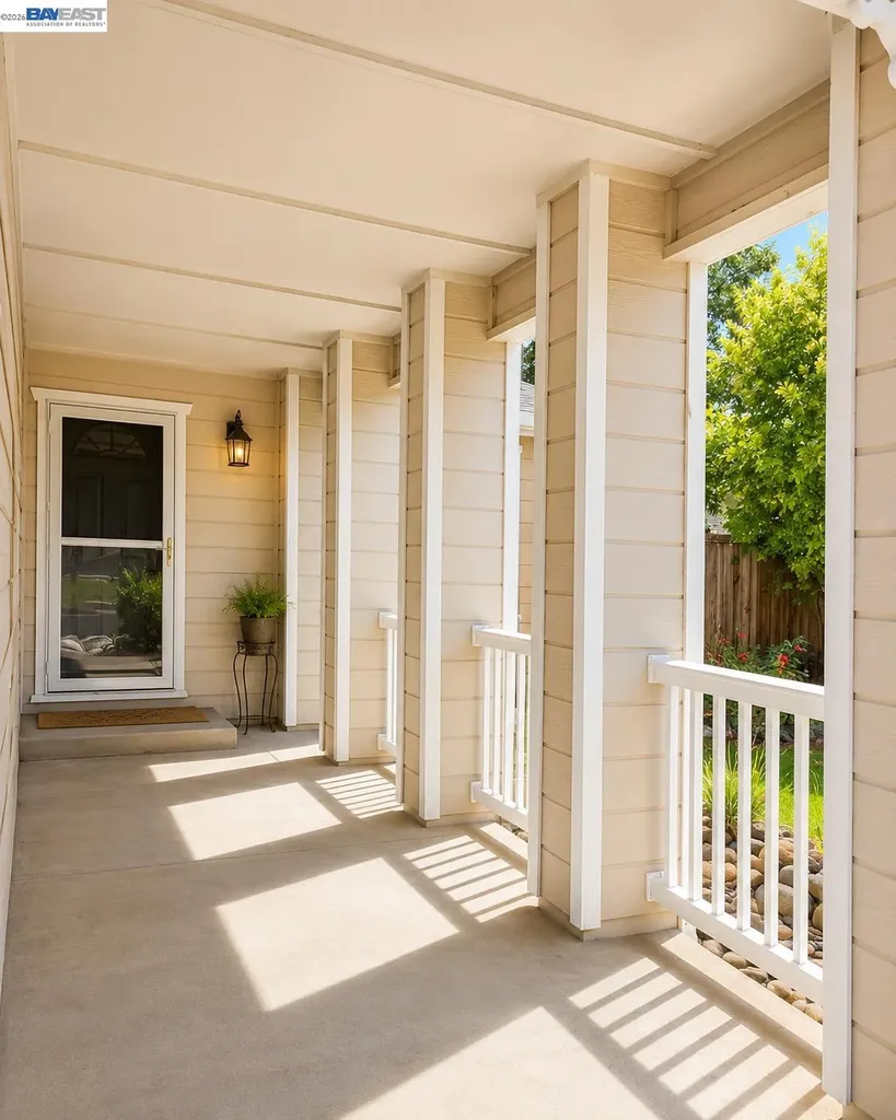 409 Avalon Way Suisun City CA 94585