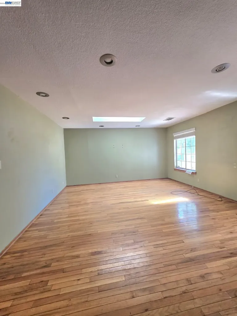 409 Avalon Way Suisun City CA 94585