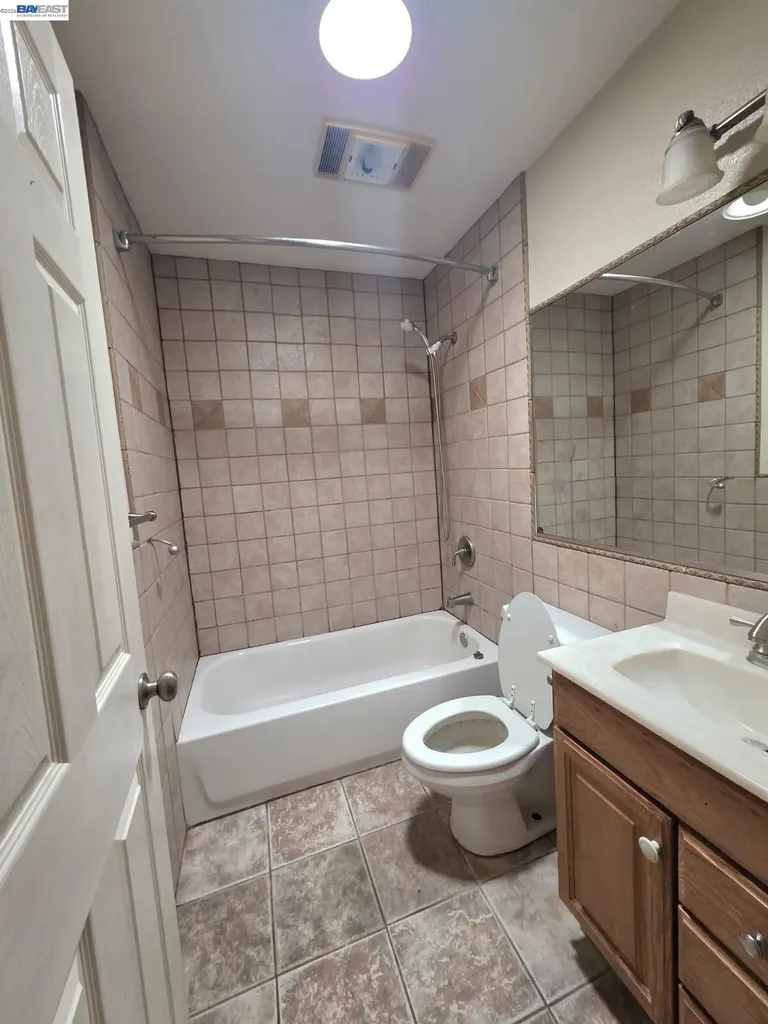409 Avalon Way Suisun City CA 94585