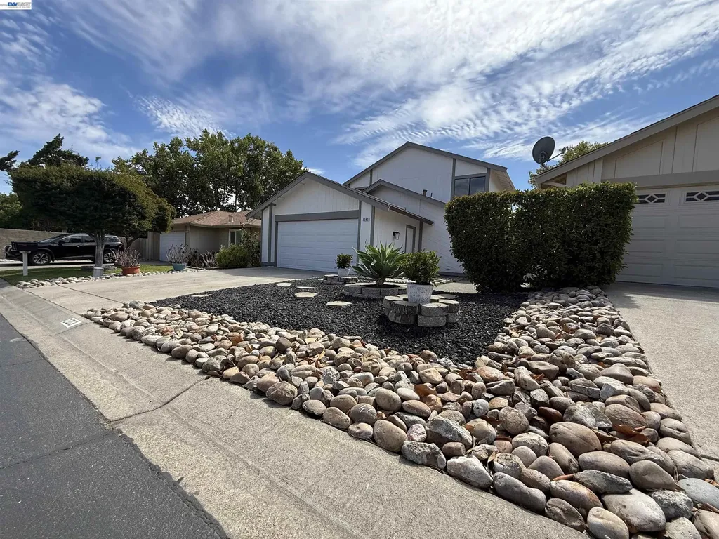 2203 Glenmount Drive Pittsburg CA 94565
