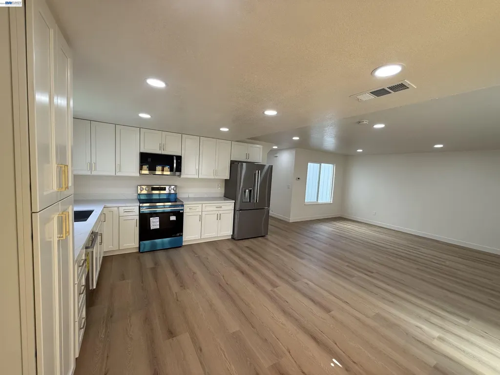 2203 Glenmount Drive Pittsburg CA 94565