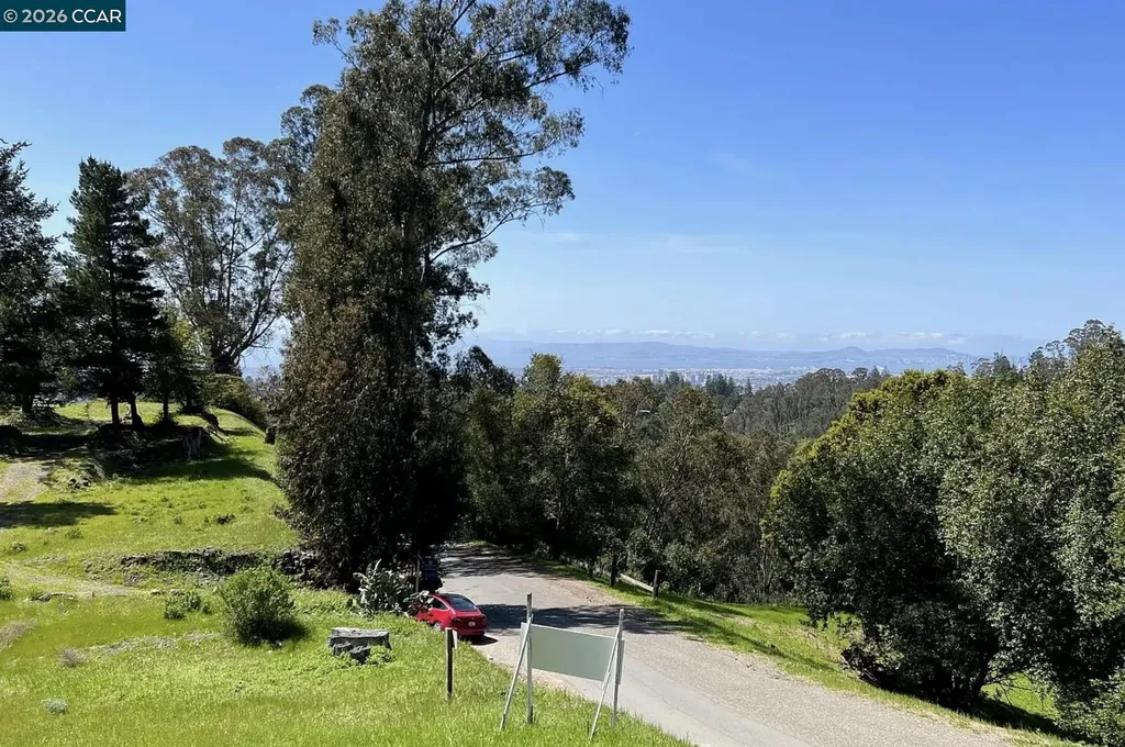 Thorndale Drive Oakland CA 94603