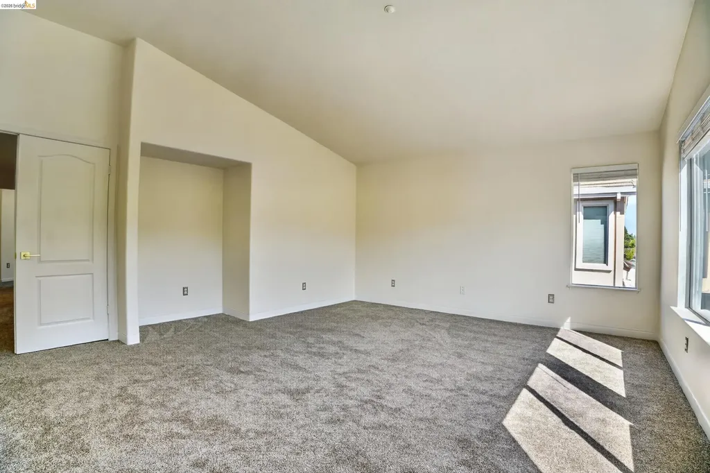 34469 Valley Oaks Loop Union City CA 94587