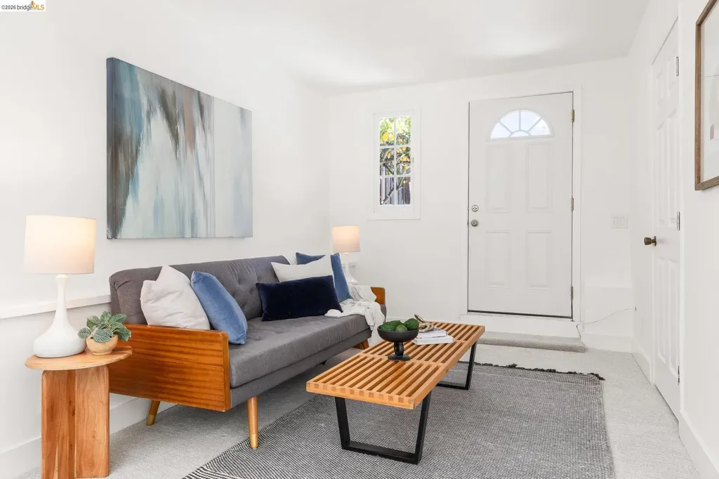 1265 Holman Road Oakland CA 94610