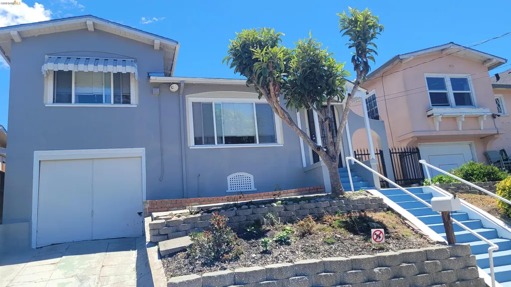 2124 12th Avenue Oakland CA 94606