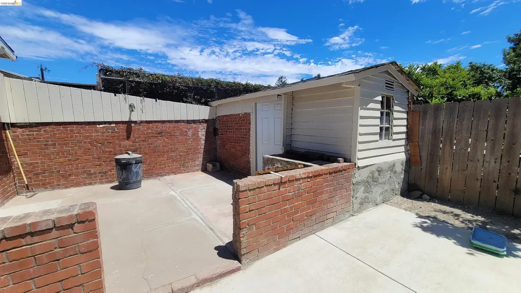 2124 12th Avenue Oakland CA 94606