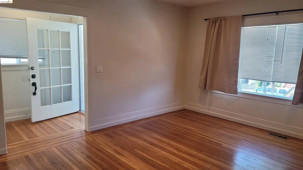 2124 12th Avenue Oakland CA 94606