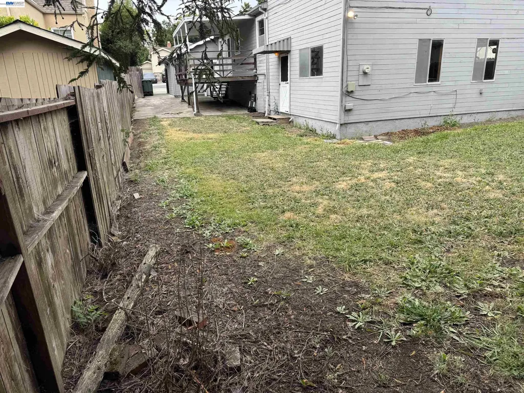 144 Viewmont Avenue Vallejo CA 94550