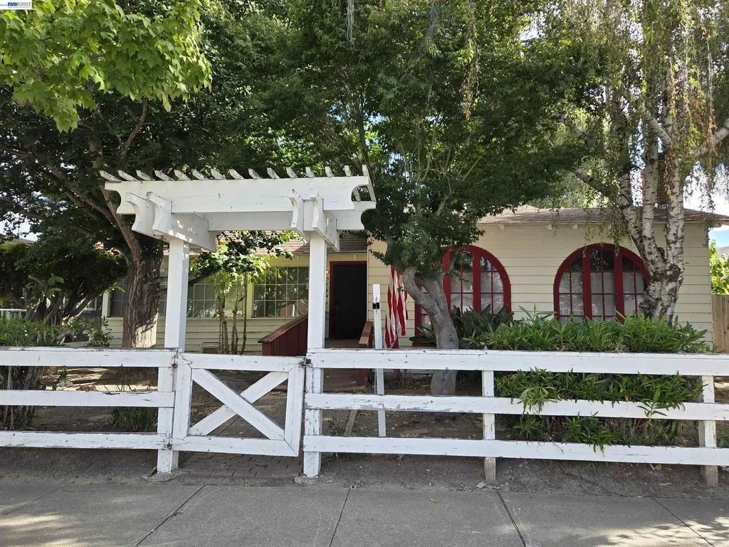 37640 2nd Street Fremont CA 94536