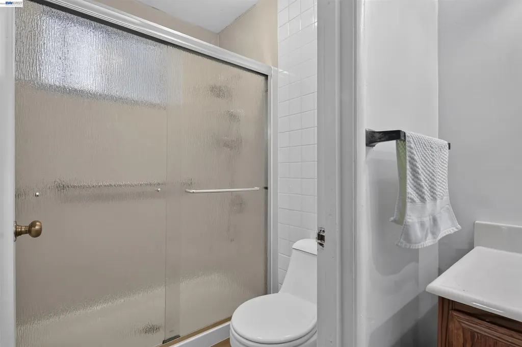 1282 Chapel Avenue San Leandro CA 94579