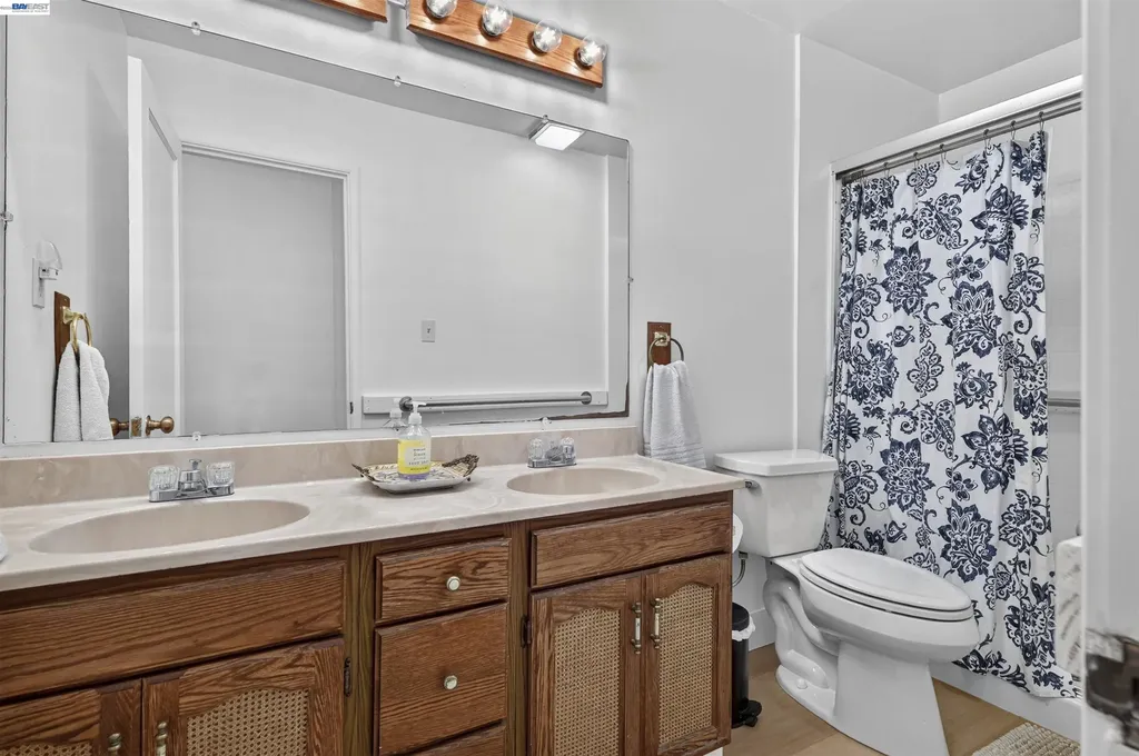 1282 Chapel Avenue San Leandro CA 94579