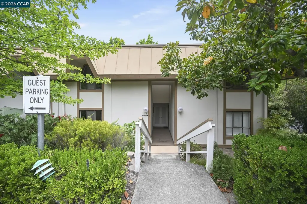 1525 Canyonwood Court Walnut Creek CA 94595