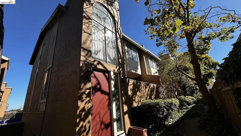 2121 Vale Road San Pablo CA 94806