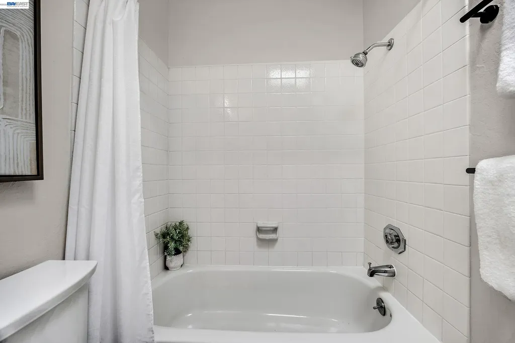 4042 Rennellwood Way Pleasanton CA 94566