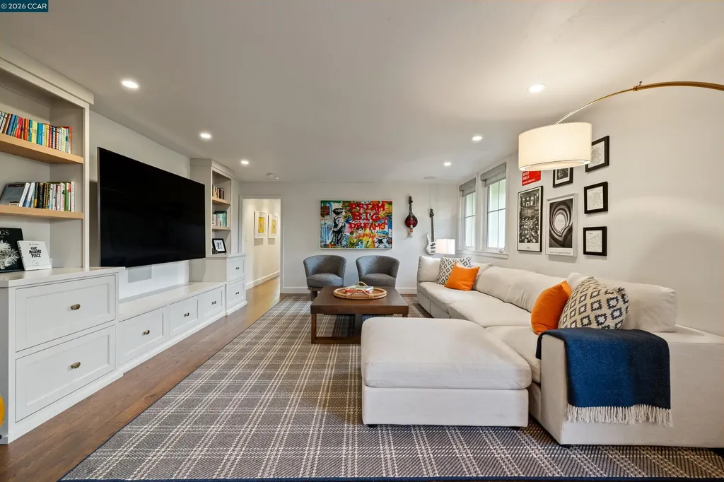 60 Tarry Lane Orinda CA 94563