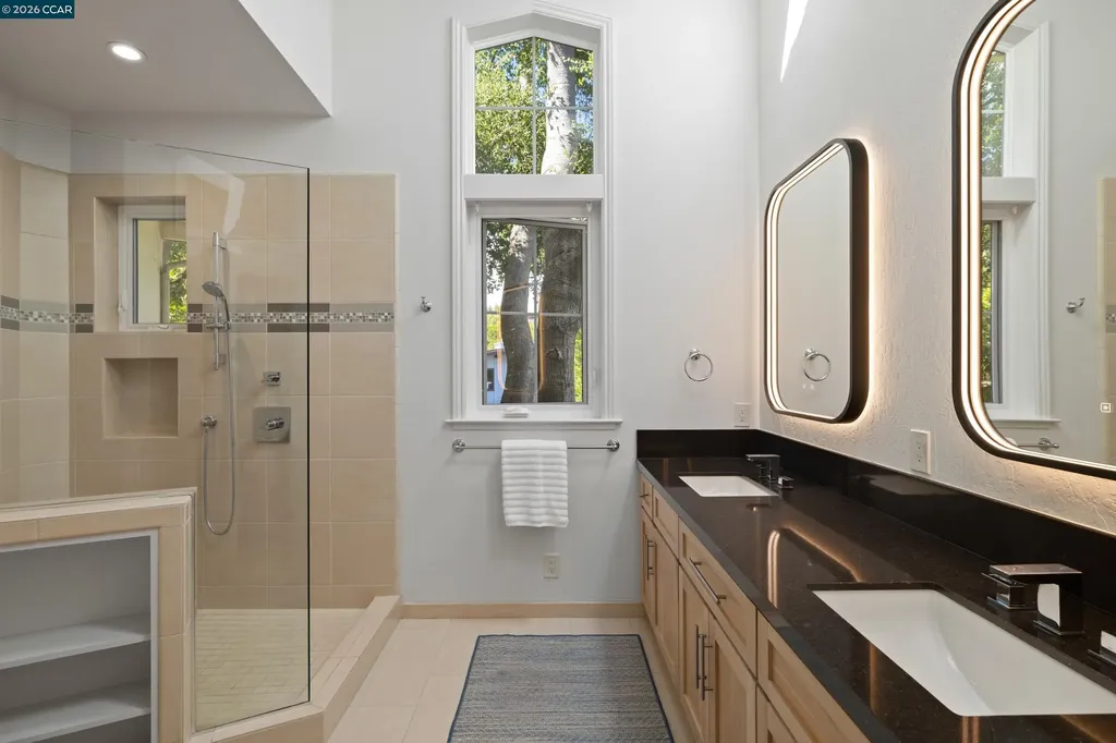 60 Tarry Lane Orinda CA 94563