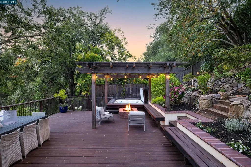 60 Tarry Lane Orinda CA 94563