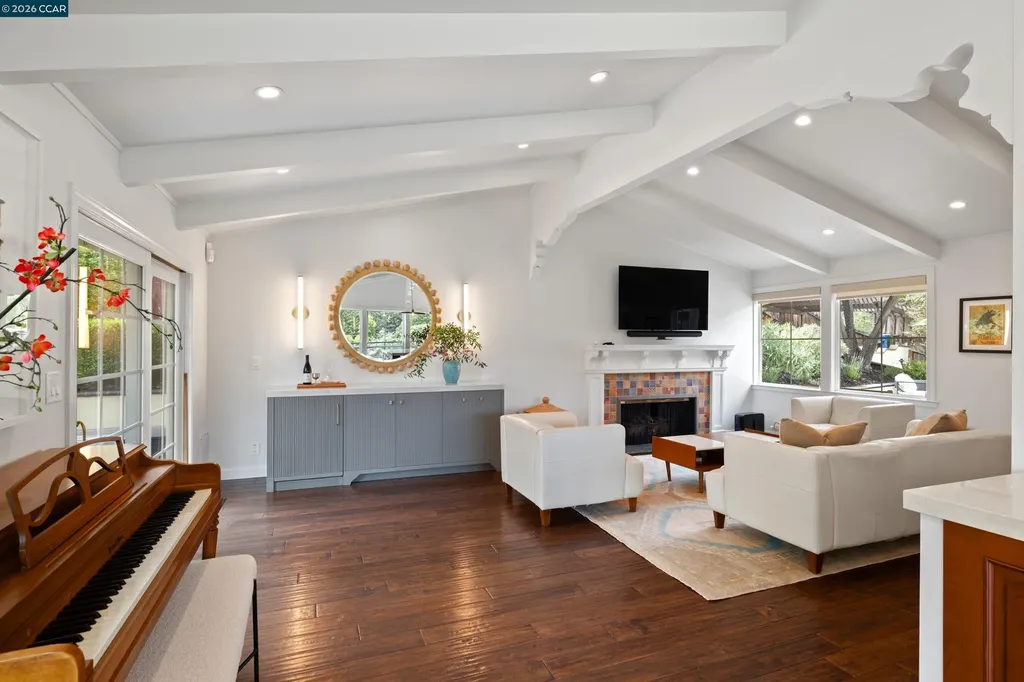 60 Tarry Lane Orinda CA 94563