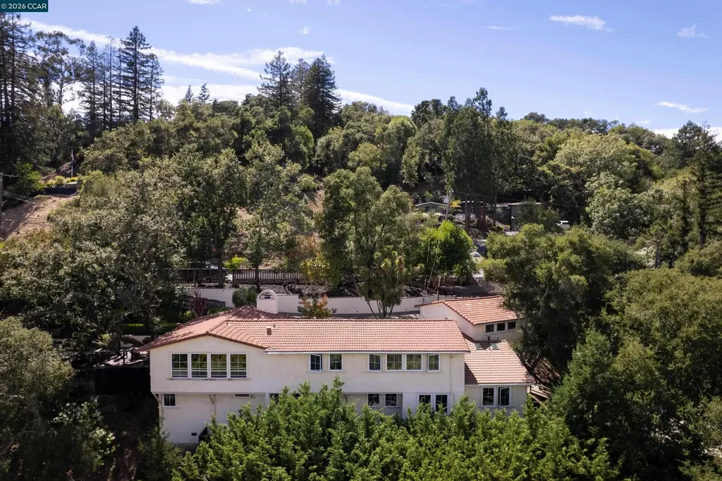 60 Tarry Lane Orinda CA 94563