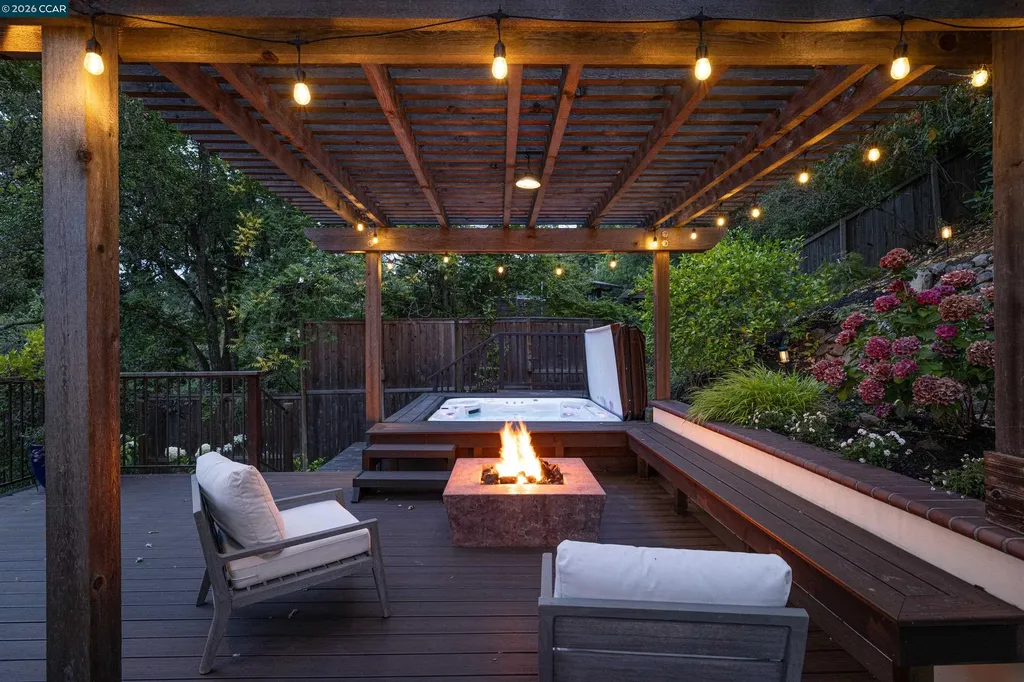 60 Tarry Lane Orinda CA 94563