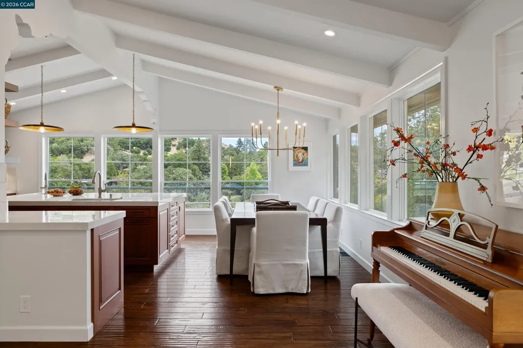 60 Tarry Lane Orinda CA 94563