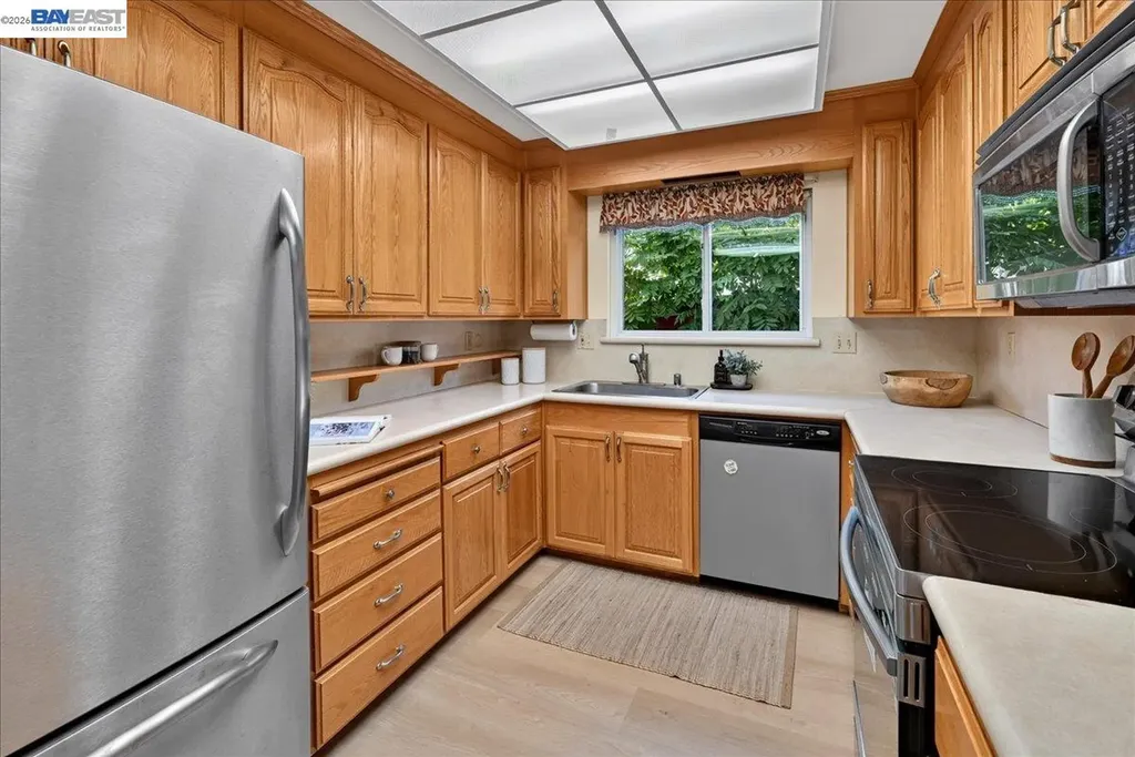 19574 Stanton Avenue Castro Valley CA 94546