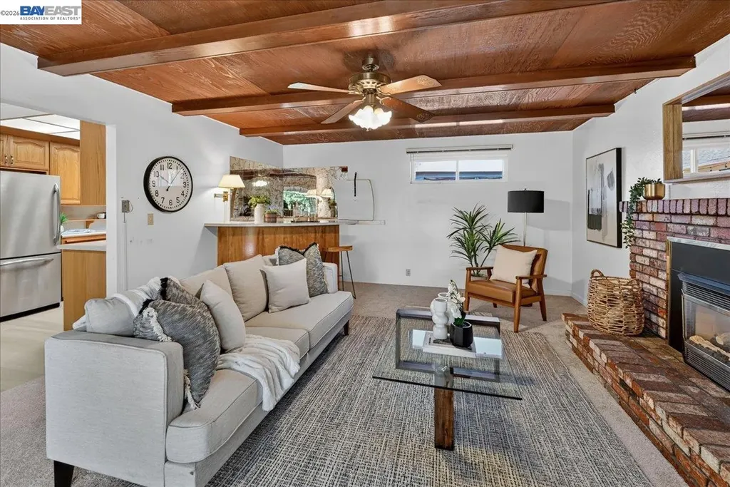 19574 Stanton Avenue Castro Valley CA 94546