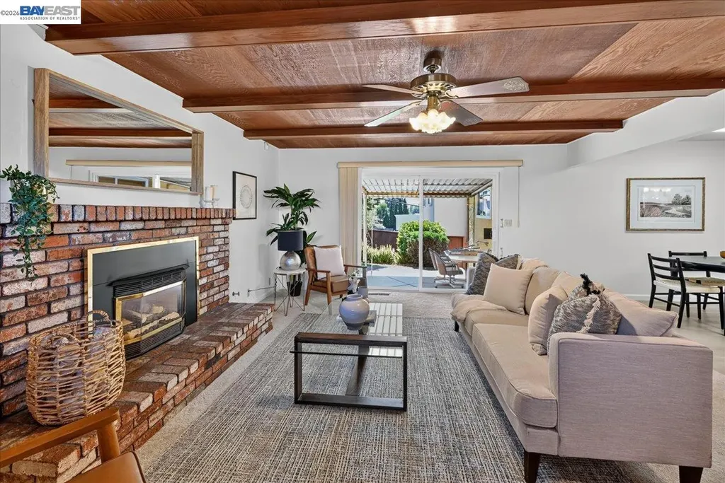 19574 Stanton Avenue Castro Valley CA 94546