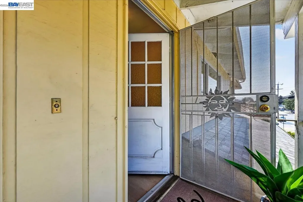 19574 Stanton Avenue Castro Valley CA 94546