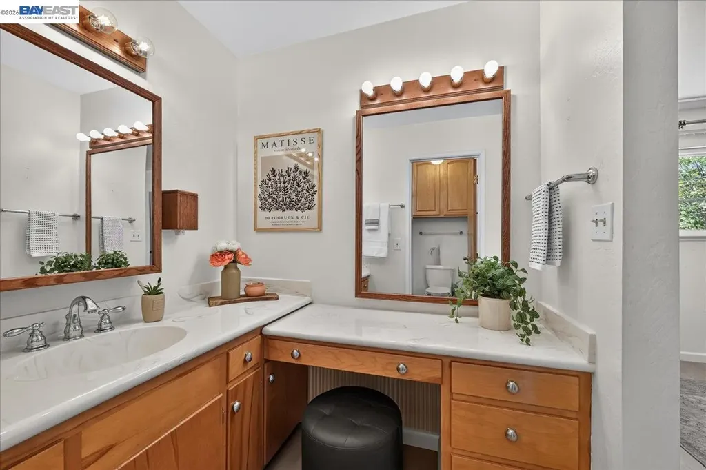19574 Stanton Avenue Castro Valley CA 94546