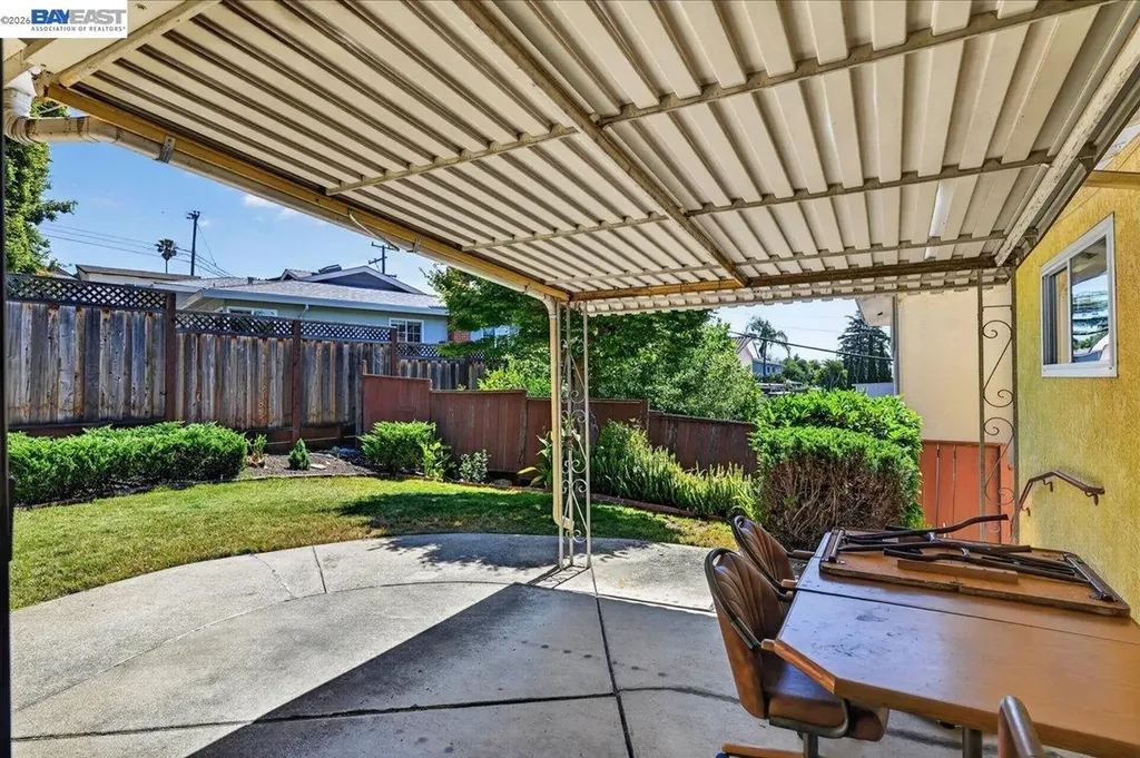 19574 Stanton Avenue Castro Valley CA 94546