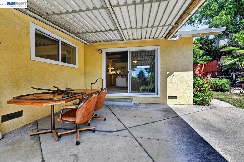 19574 Stanton Avenue Castro Valley CA 94546