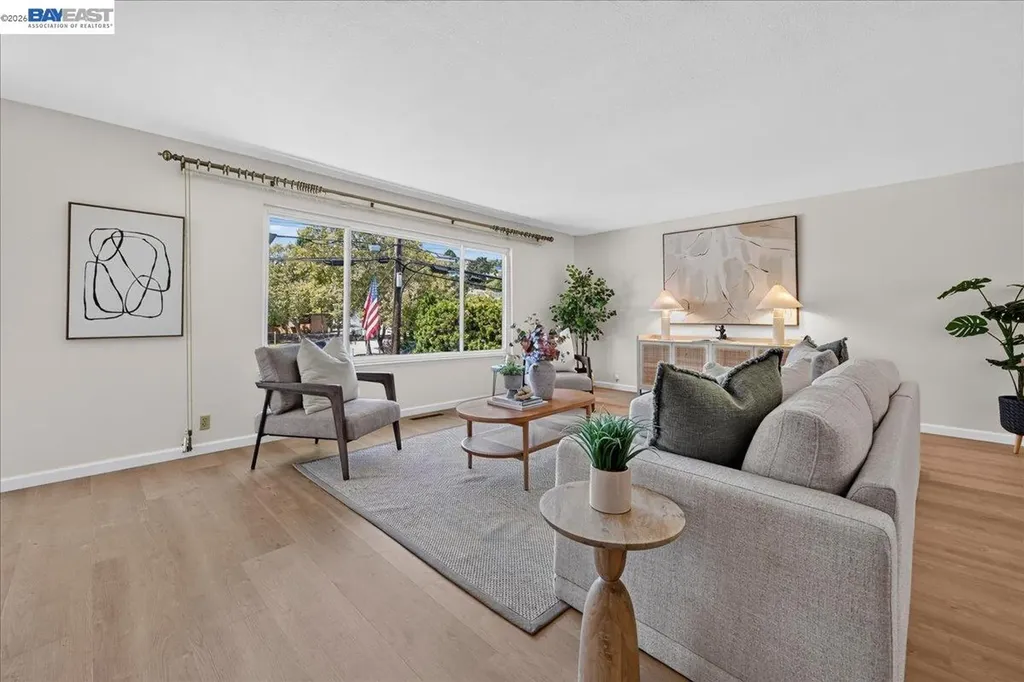 19574 Stanton Avenue Castro Valley CA 94546