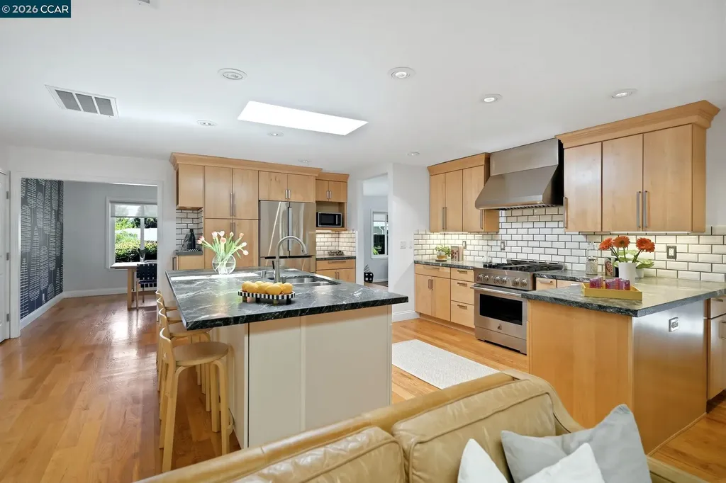 56 Baja Loma Court Danville CA 94526