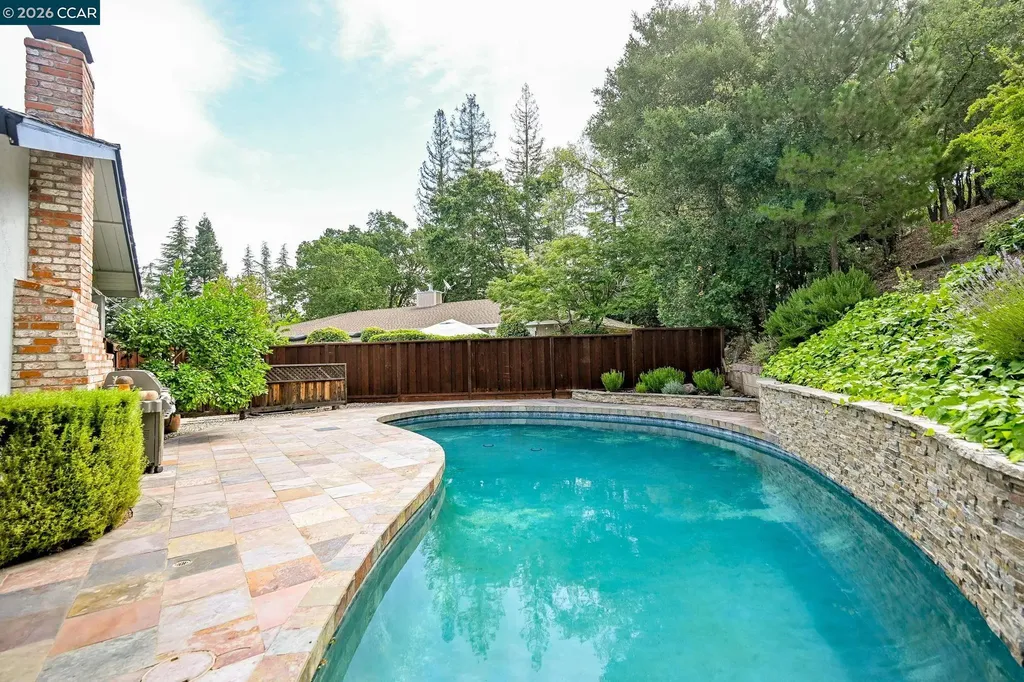 56 Baja Loma Court Danville CA 94526