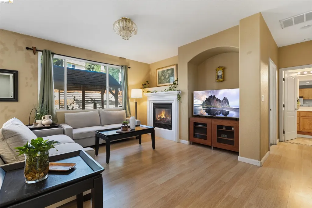 1842 Sanger Peak Way Antioch CA 94531
