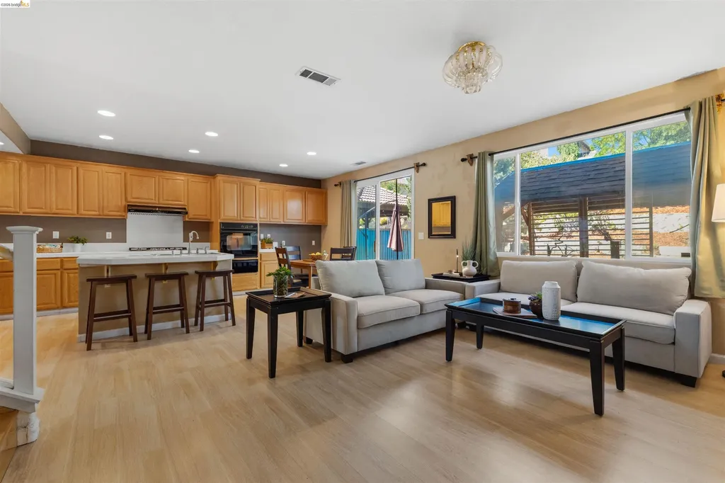 1842 Sanger Peak Way Antioch CA 94531