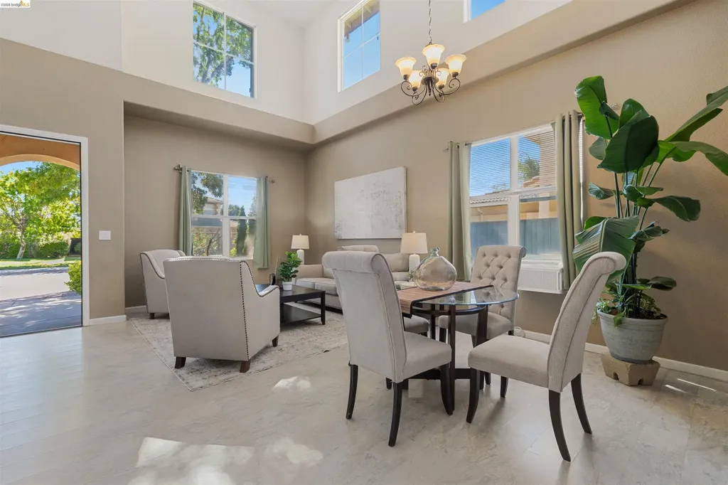 1842 Sanger Peak Way Antioch CA 94531